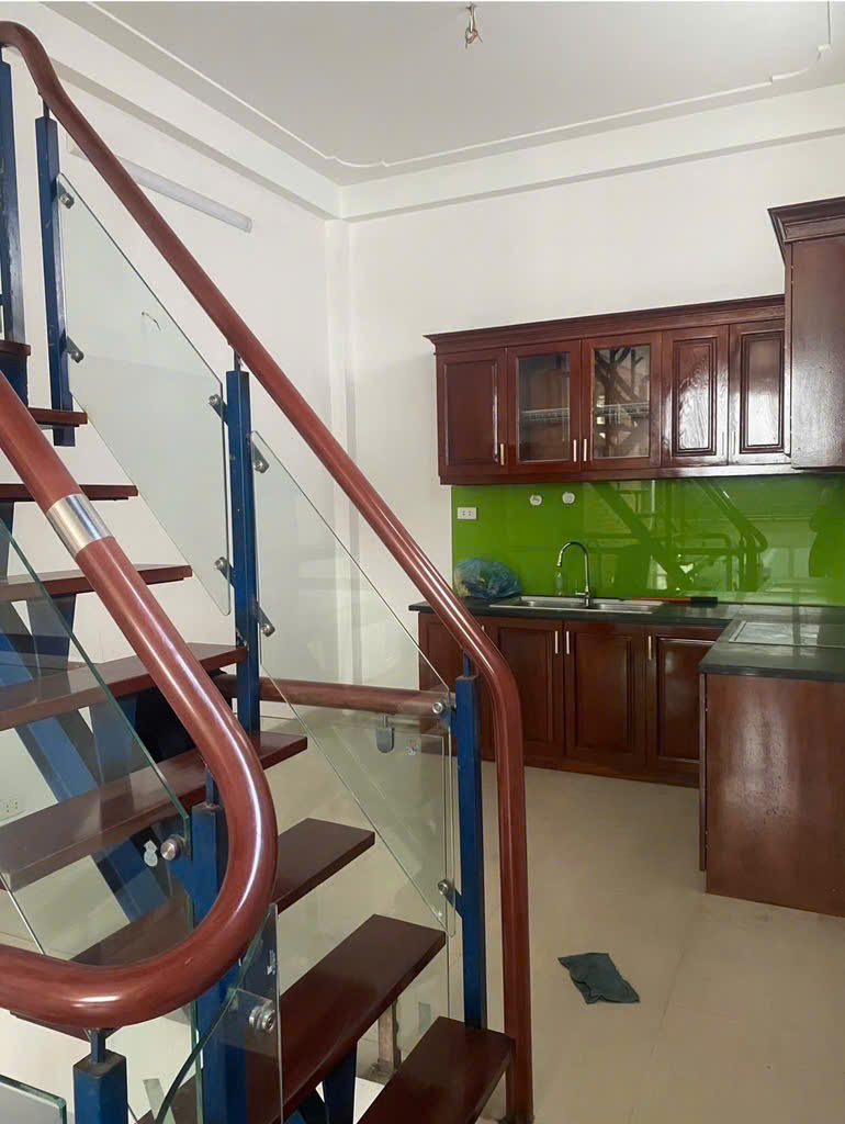 BÁN NHÀ VIP NGỌC THỤY – Ô TÔ VÀO NHÀ - Ở NGAY – 35M2 CHI 7,6 TỶ